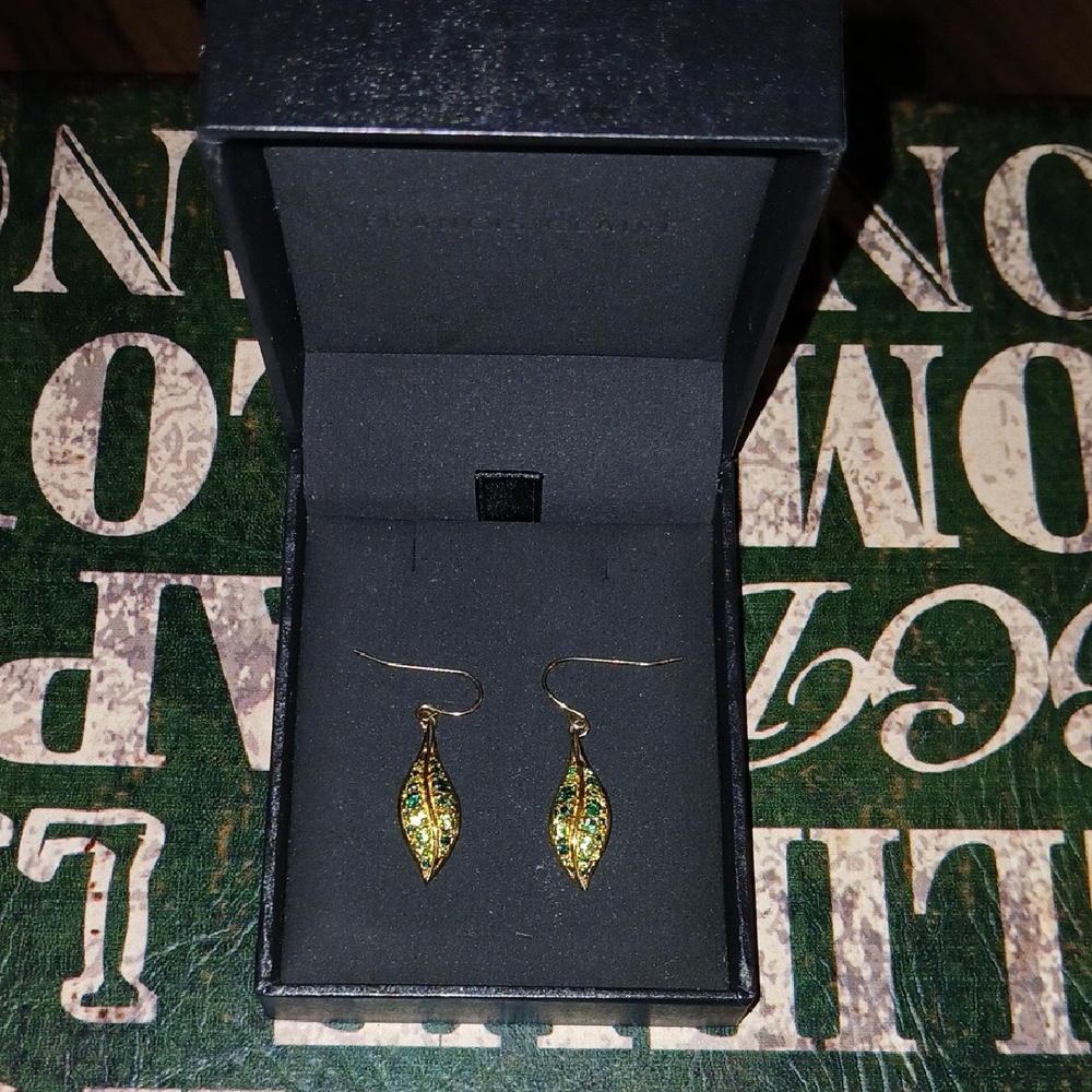 Elegant Gold Leaf Earrings